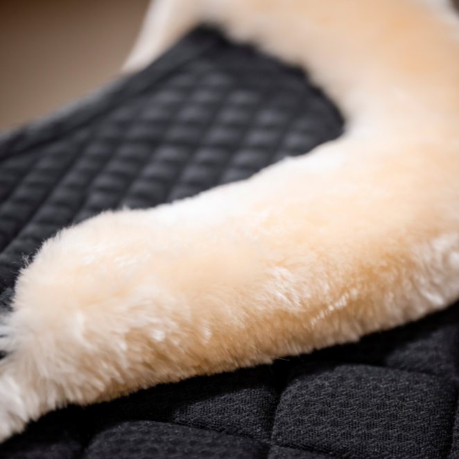 Horseware Ireland Sheepskin Halfpad #colour_black-natural