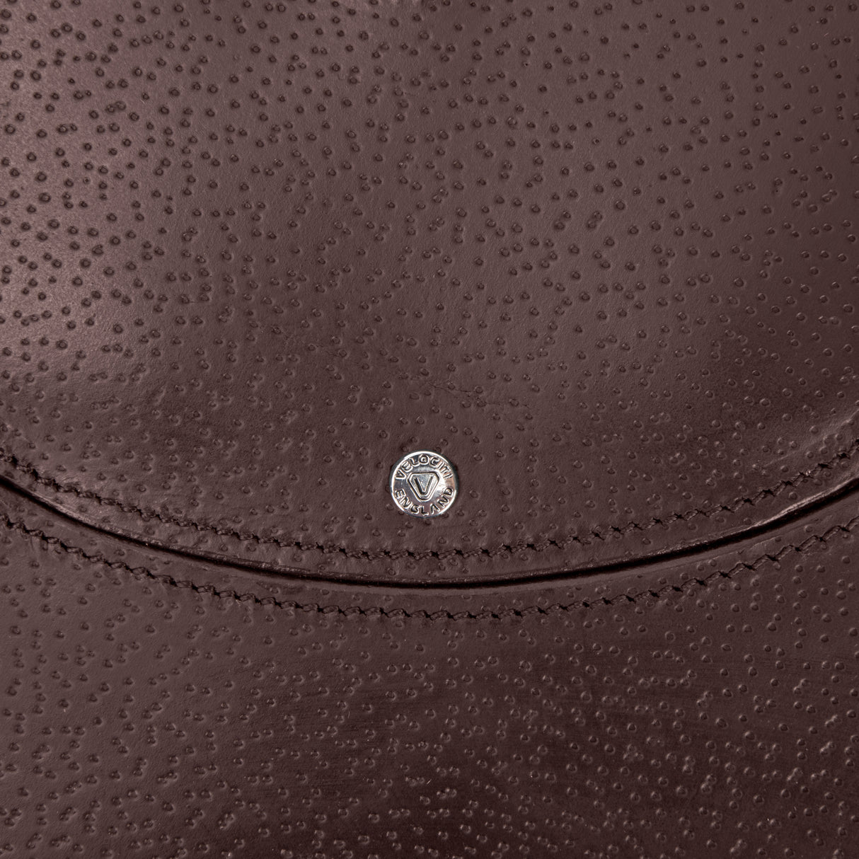 Shires Velociti Lusso Elite Short Stud Girth #colour_havana