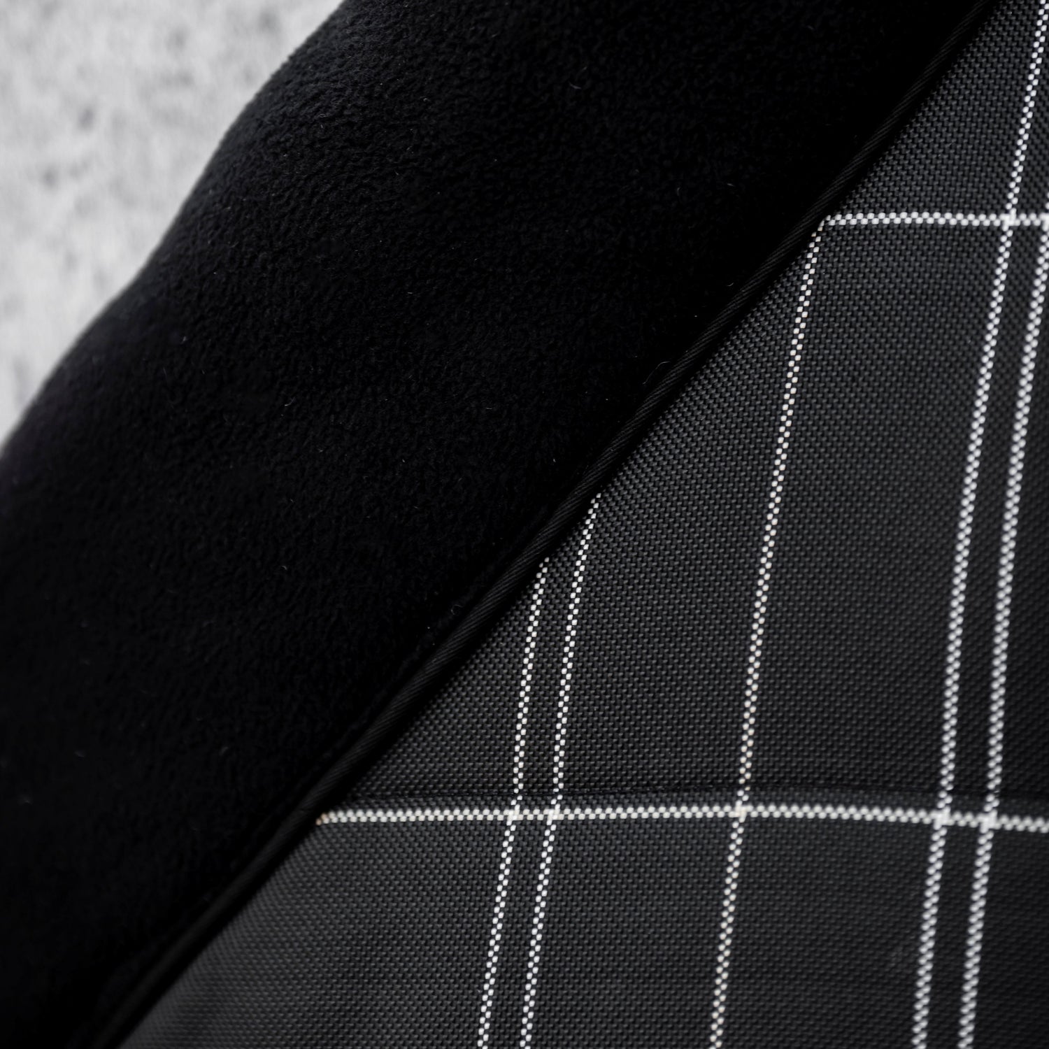 Horseware Ireland Rhino 350g Vari-Layer Stable Rug #colour_black-grey-white-check-grey