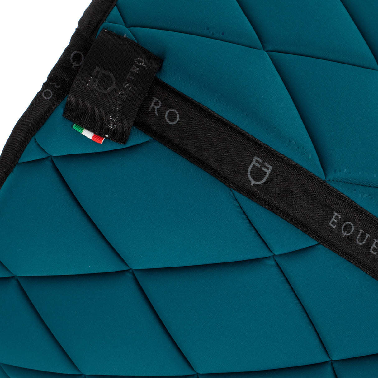 Jumping saddle pad technical fabric with logo
