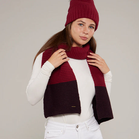Toggi Thorpe Knitted Scarf #colour_pomegranate