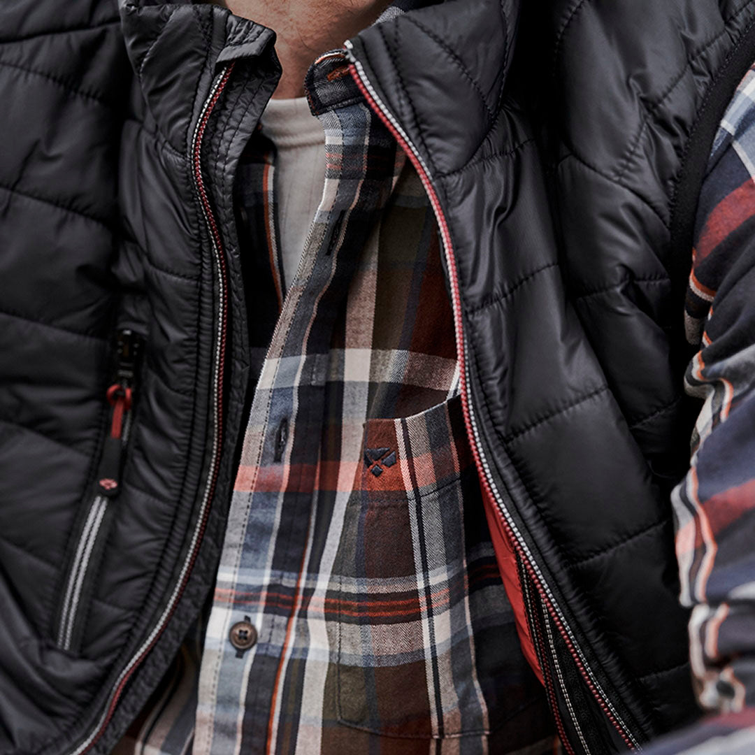 Hoggs of Fife Granite Men's Rip-Stop Gilet #colour_black-red