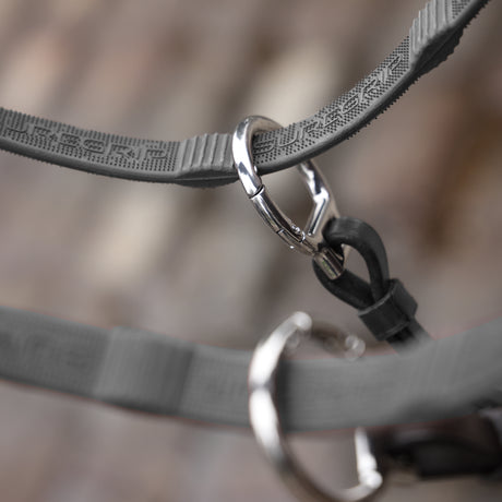Shires Velociti LUSSO Opus Elastic Breastplate #colour_black