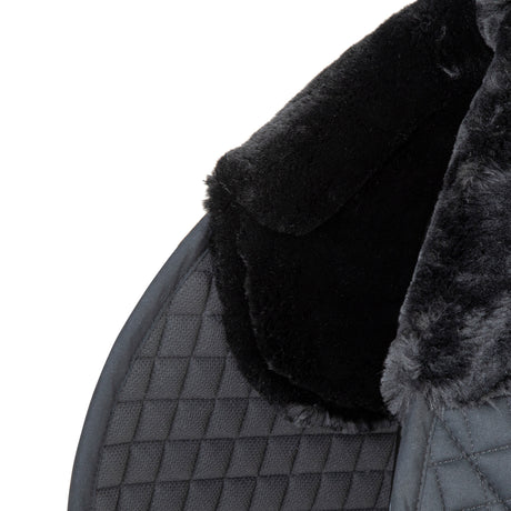 Shires ARMA SupaFleece Jump Saddlecloth #colour_black