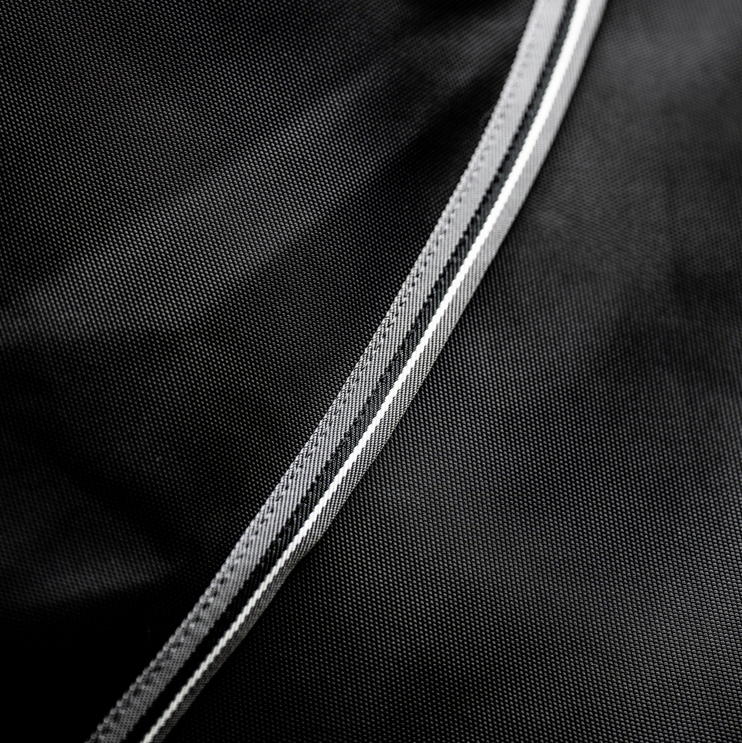 Horseware Ireland Rambo Supreme 1680D Turnout Vari-Layer 450g #colour_black-thunderstorm-grey-silver