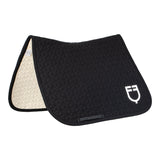 Dressage saddle pad with cube quilting