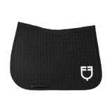 Dressage saddle pad with cube quilting